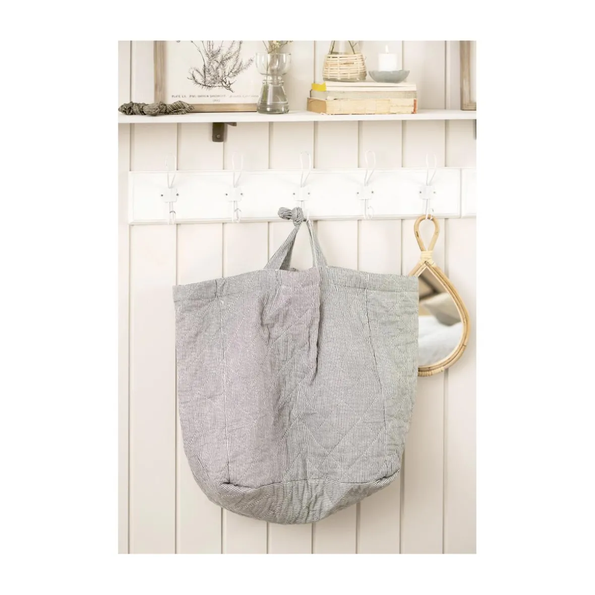 Quiltet taske smalle striber - sort